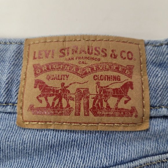 Levis Jeans Womens 721 High Rise Skinny Size 26 Light Blue 5-Pocket Stretch - Picture 8 of 14